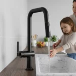 Minimalist Brass Pull-Down Faucet
