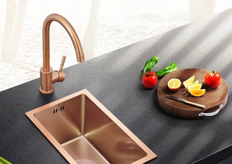 Rose Gold Stainless Steel Undermount Single-Bowl Kitchen Sink