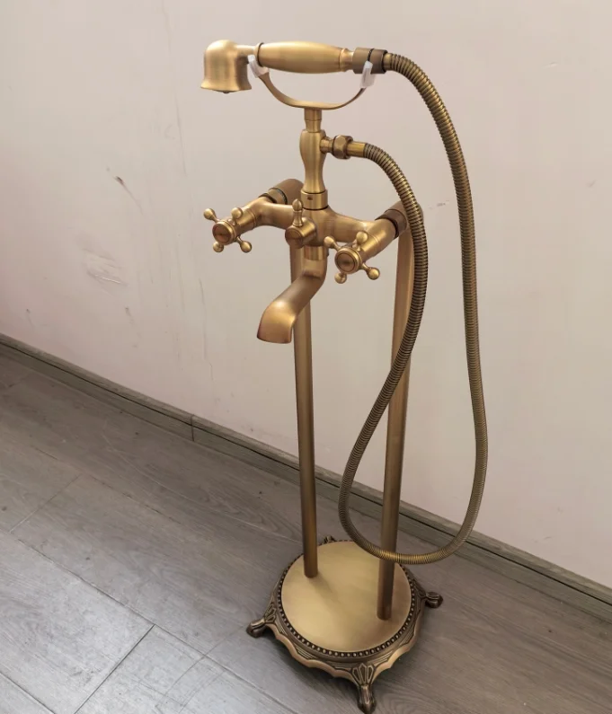 Vintage Brass Freestanding Bathtub Faucet