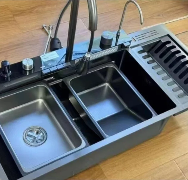 Modern Matte Black Stainless Steel Single-Bowl Kitchen Sink