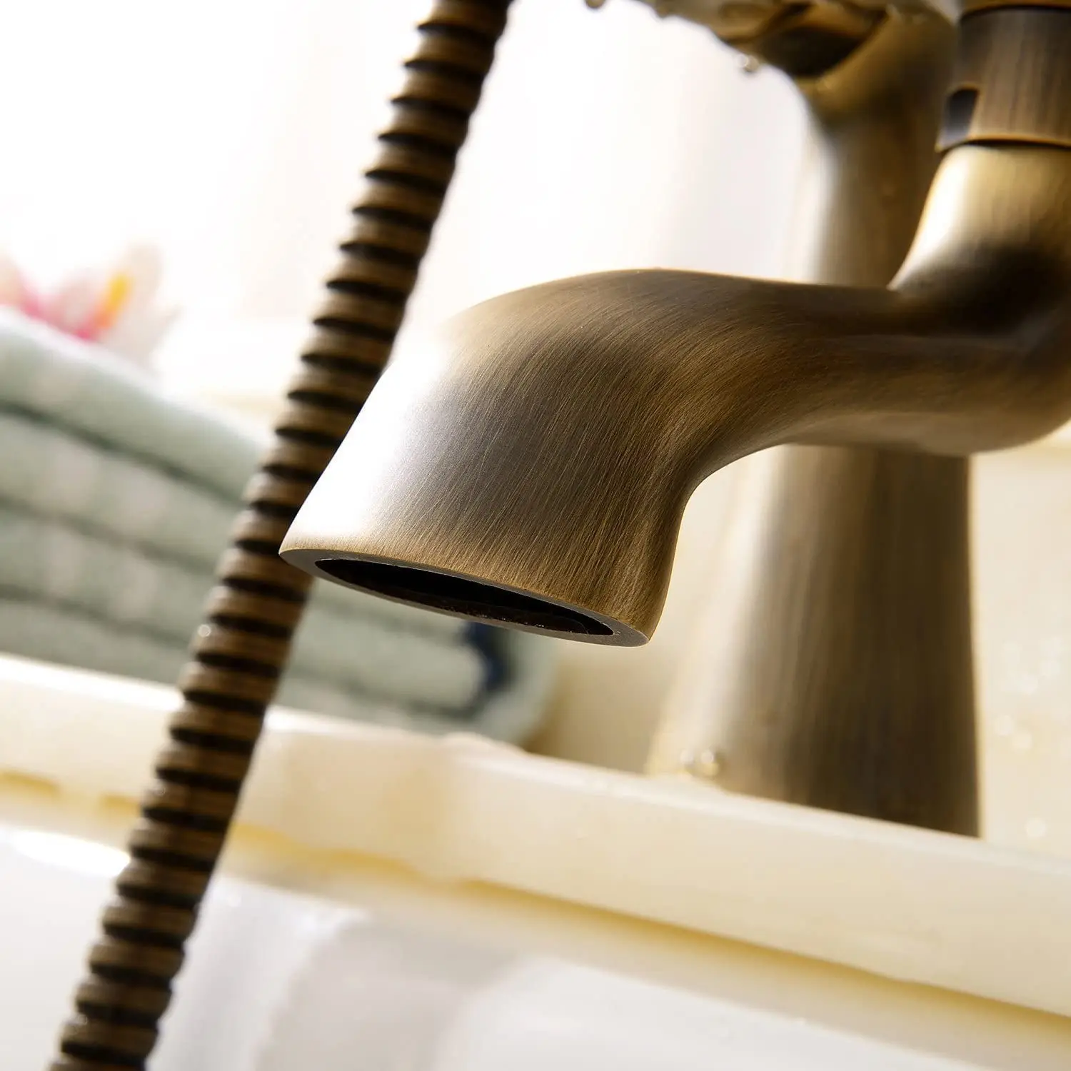 Copper Deck-Mounted Bathtub Faucet