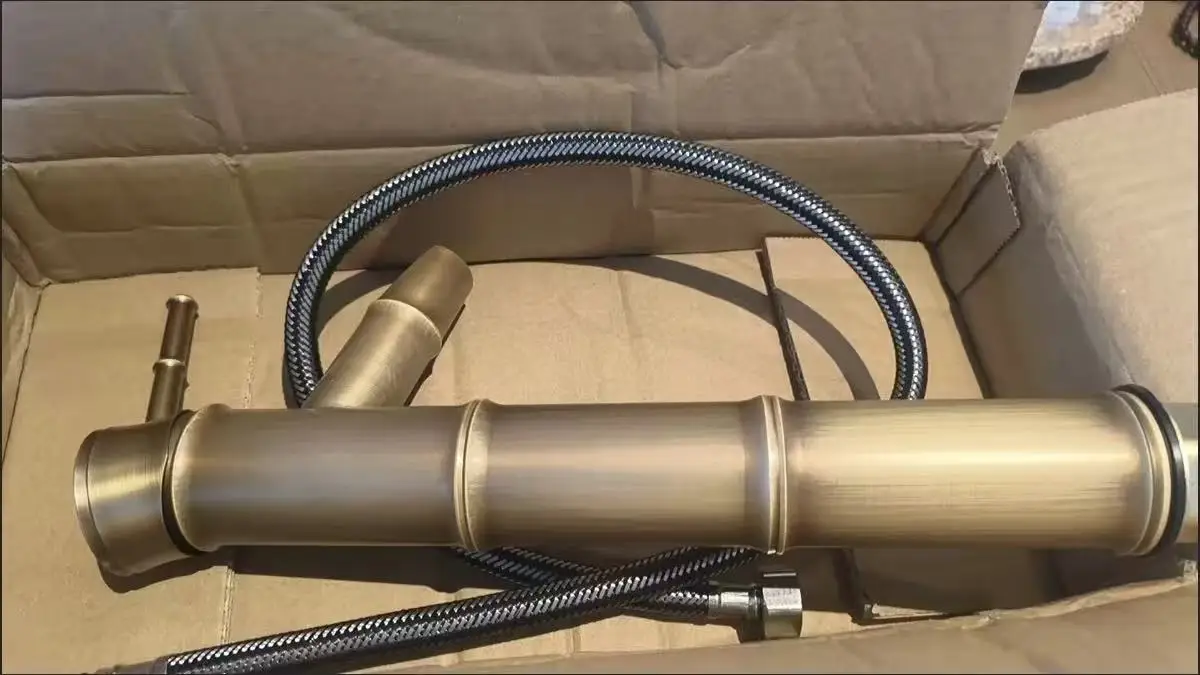 Antique Pump-Style Basin Faucet
